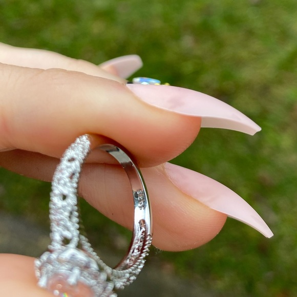 NEW Gorgeous 925 Sterling Silver Ring - Picture 10 of 12